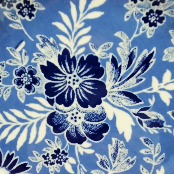 Johnson Brothers Devon Cottage Salad Plate Blue Floral Dessert Display Plate - Picture 2 of 6